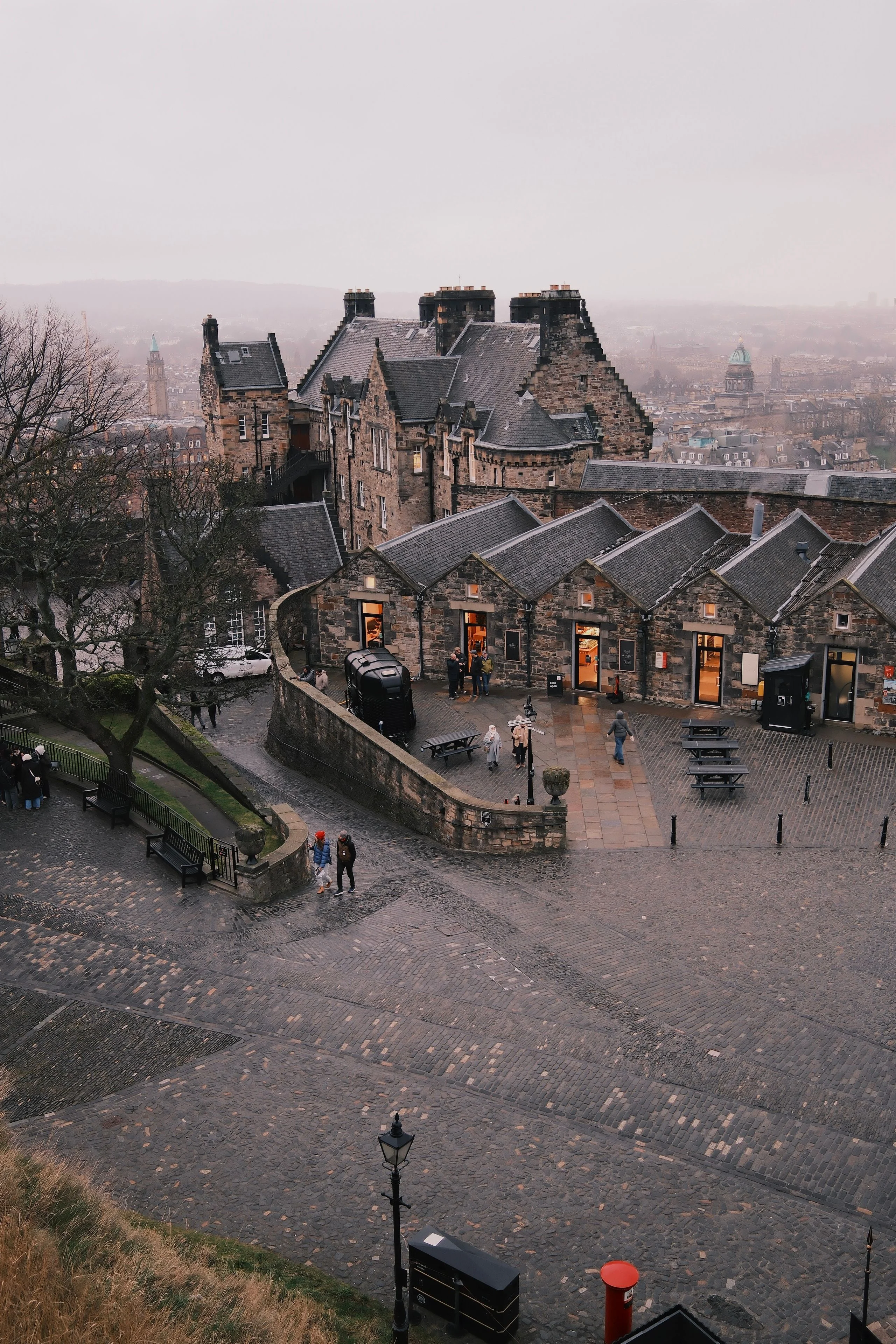 Scotland private tours without driving Asian travellers Edinburgh 蘇格蘭不自駕私人旅遊亞洲旅客愛丁堡
