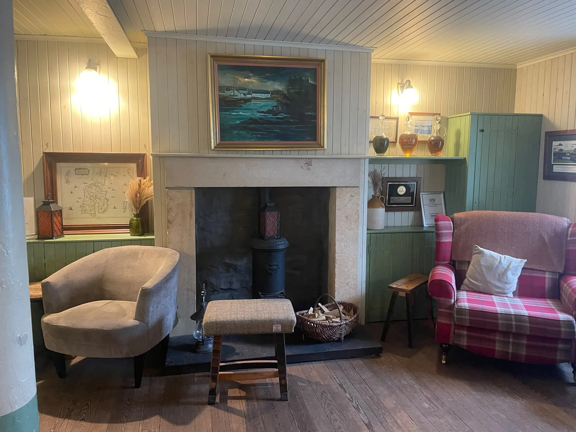 Fireside lounge at Lagavulin Distillery, Islay